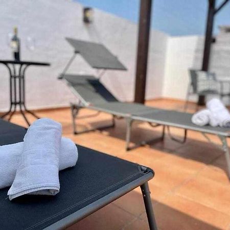 Atico Con Vistas Al Mar Y En Nerja Apartamento Exterior foto